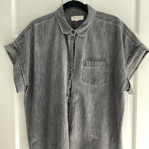 Madewell Denim Rolled-Sleeve Shirt in Lunar Wash